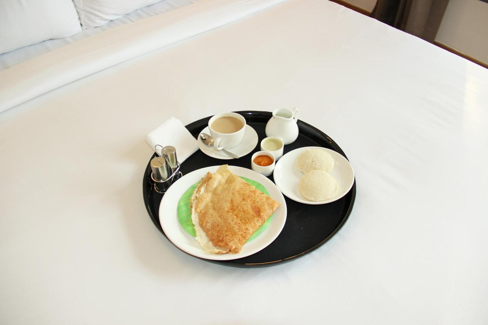 Bidadi Hotel O Sri Sai Residency מראה חיצוני תמונה